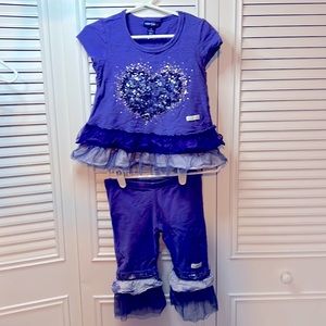 Naartjie kids purple outfit size xs 3 years.